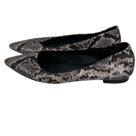 Frye Sienna Snakeskin Ballet Flat Women's 9 Pointed Toe Sophisticated Career - Picture 2 of 11